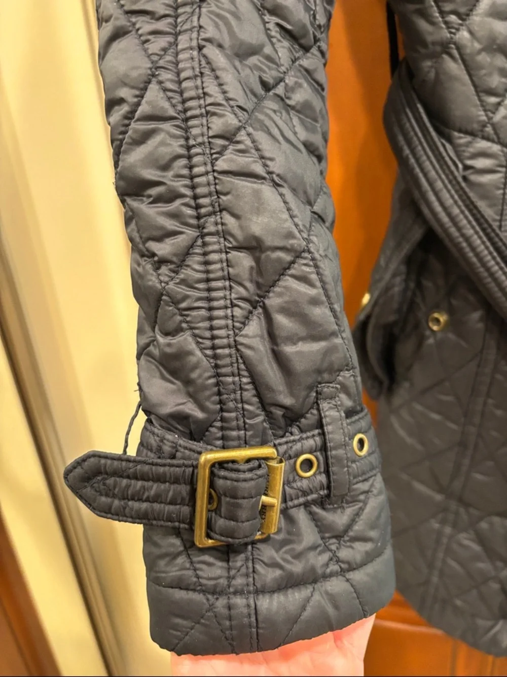 Burberry Black Quilted Belted Trench Coat - Picture 4 of 7